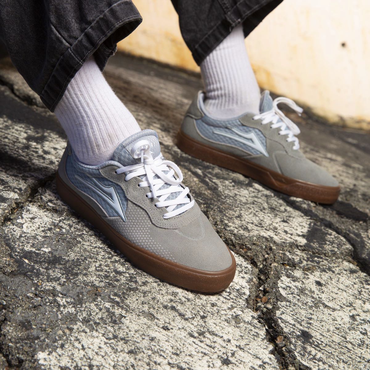 Essex - Light Grey/Gum Suede - Mens Shoes - Skate Vulcanized