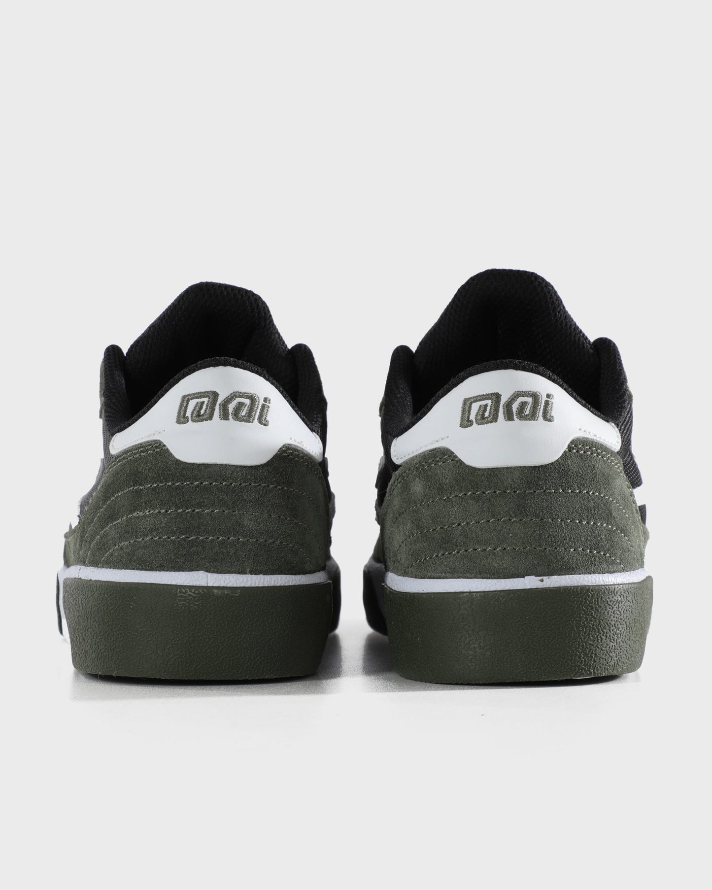 Cambridge - Covert Green Black White