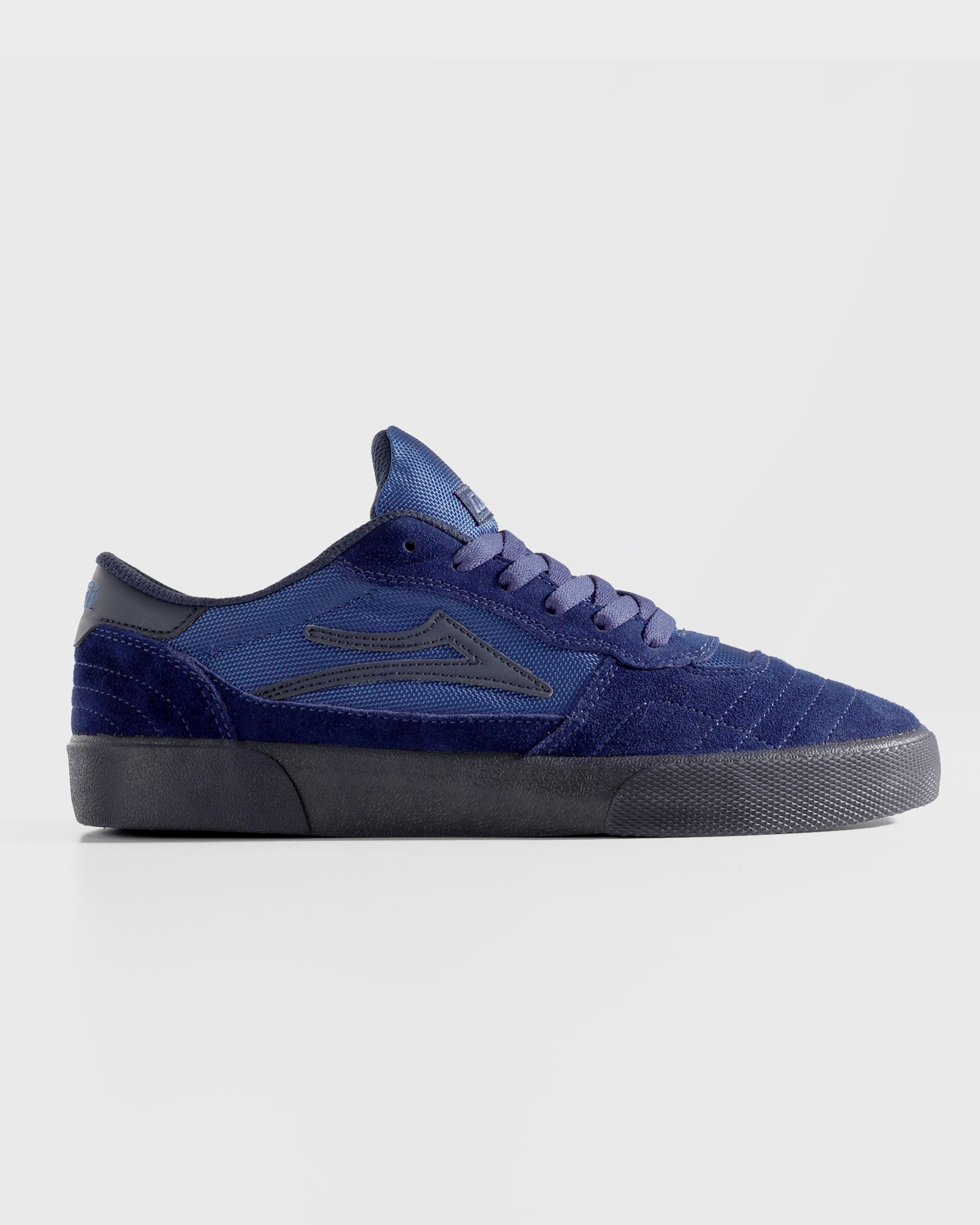 Cambridge - Estate Blue Suede Monochrome – Lakai