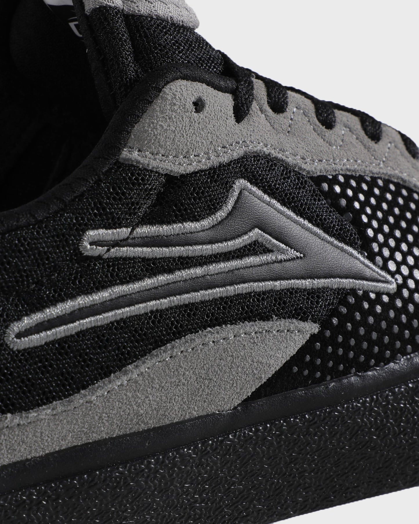 Essex - Black Shark Grey