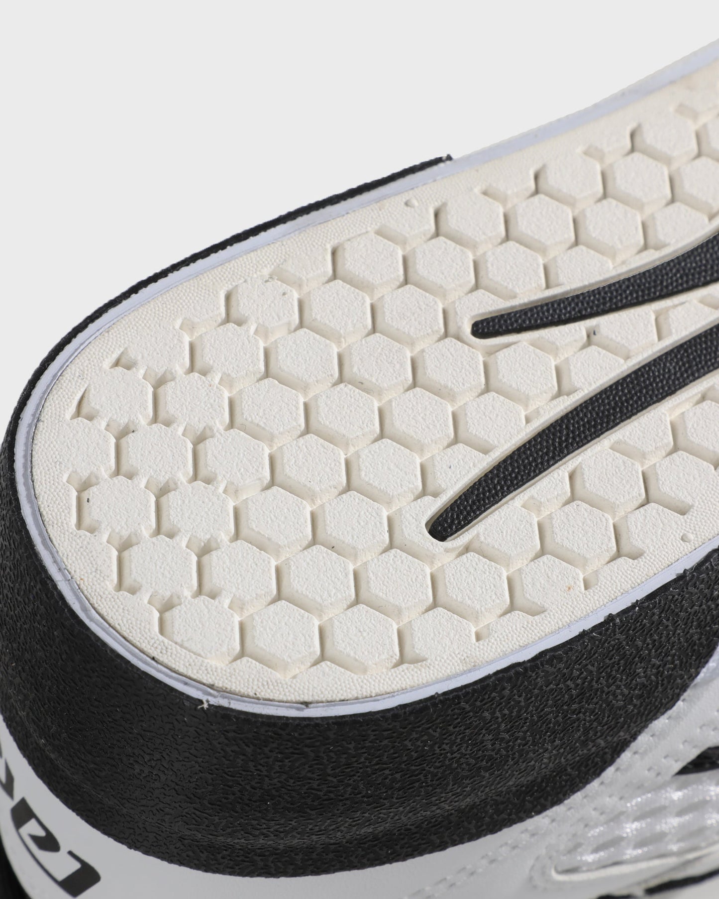 Payload - White Leather Black