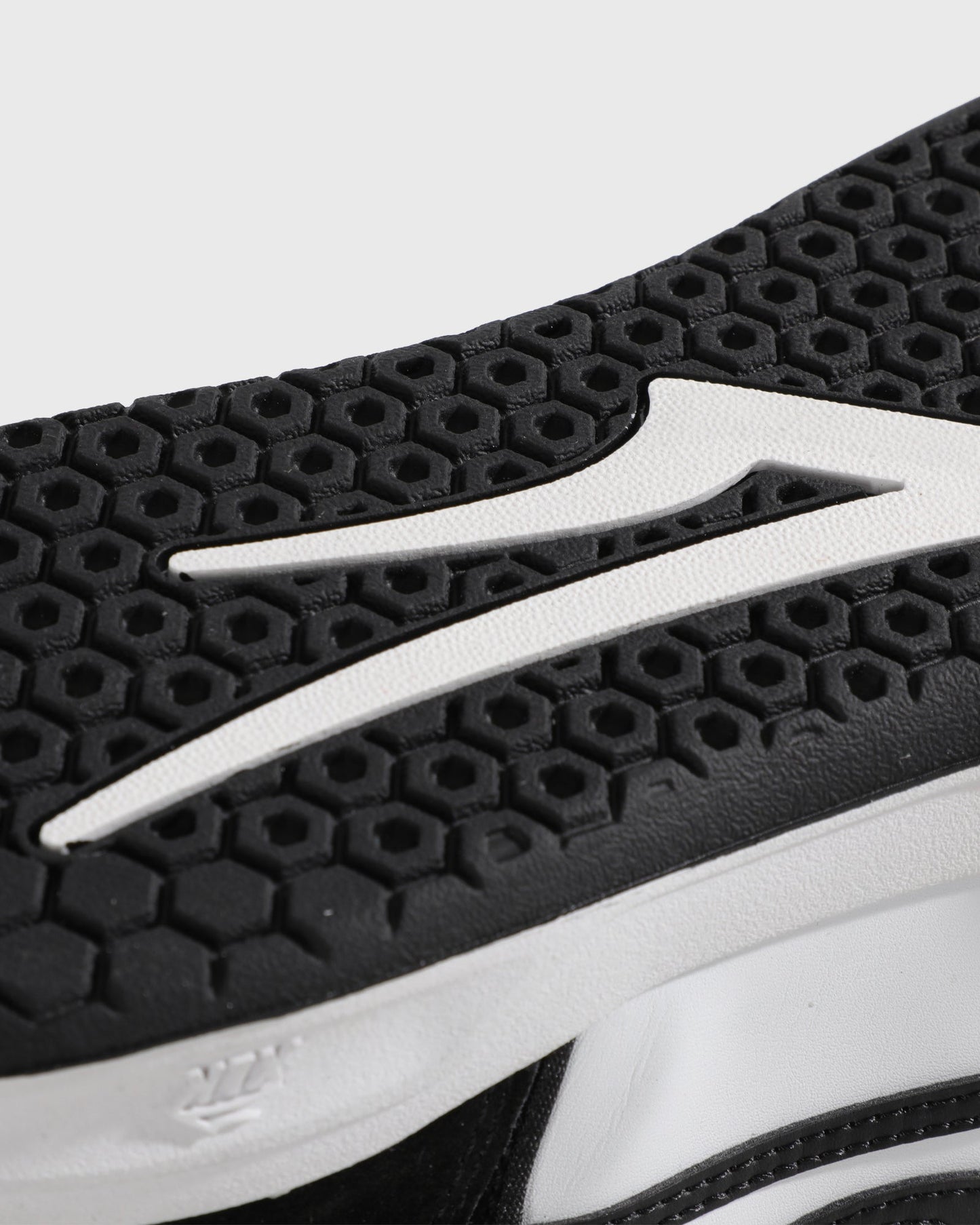 Telford Low - Black/White Leather