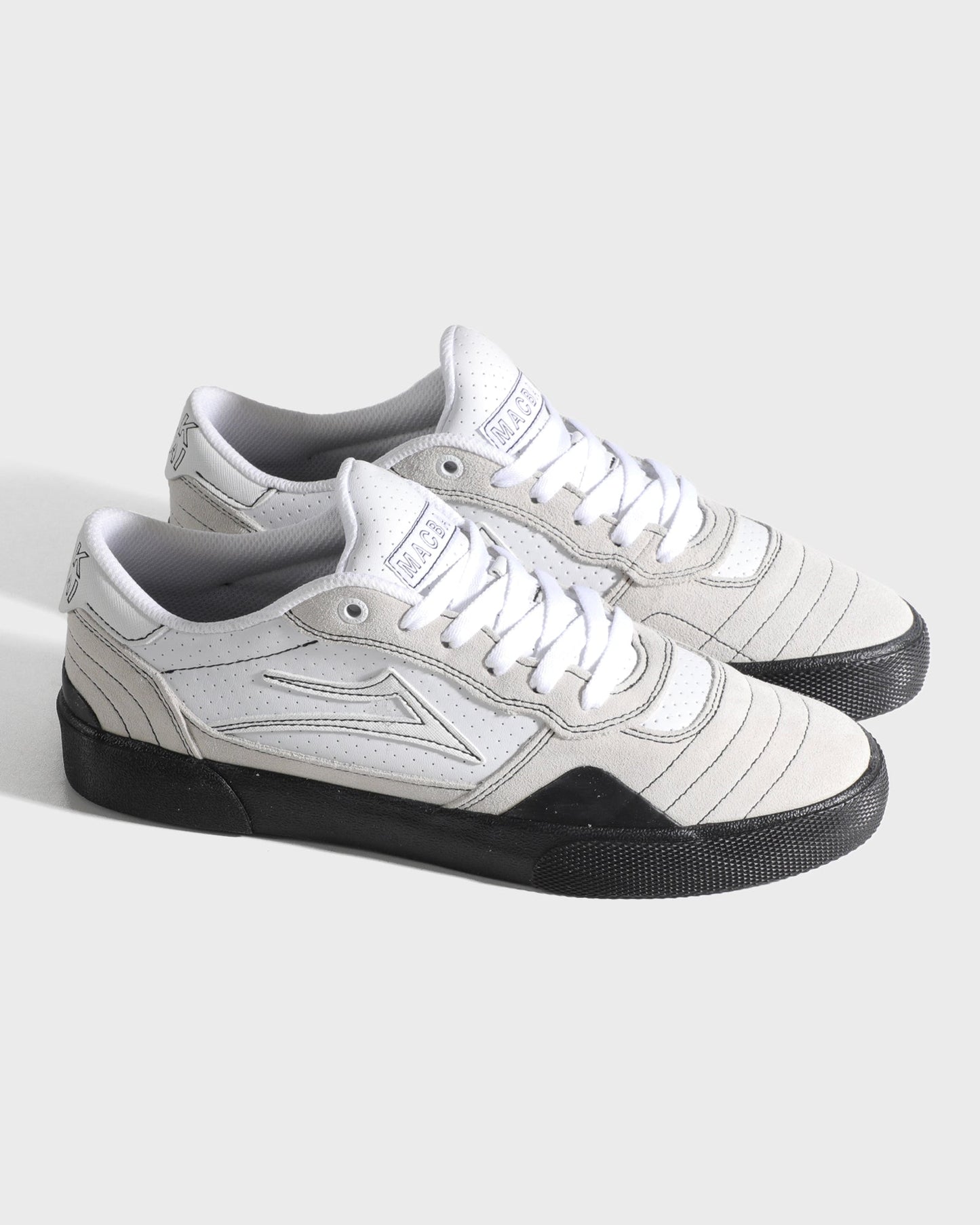 Cambridge - Elite Macbalife Black White