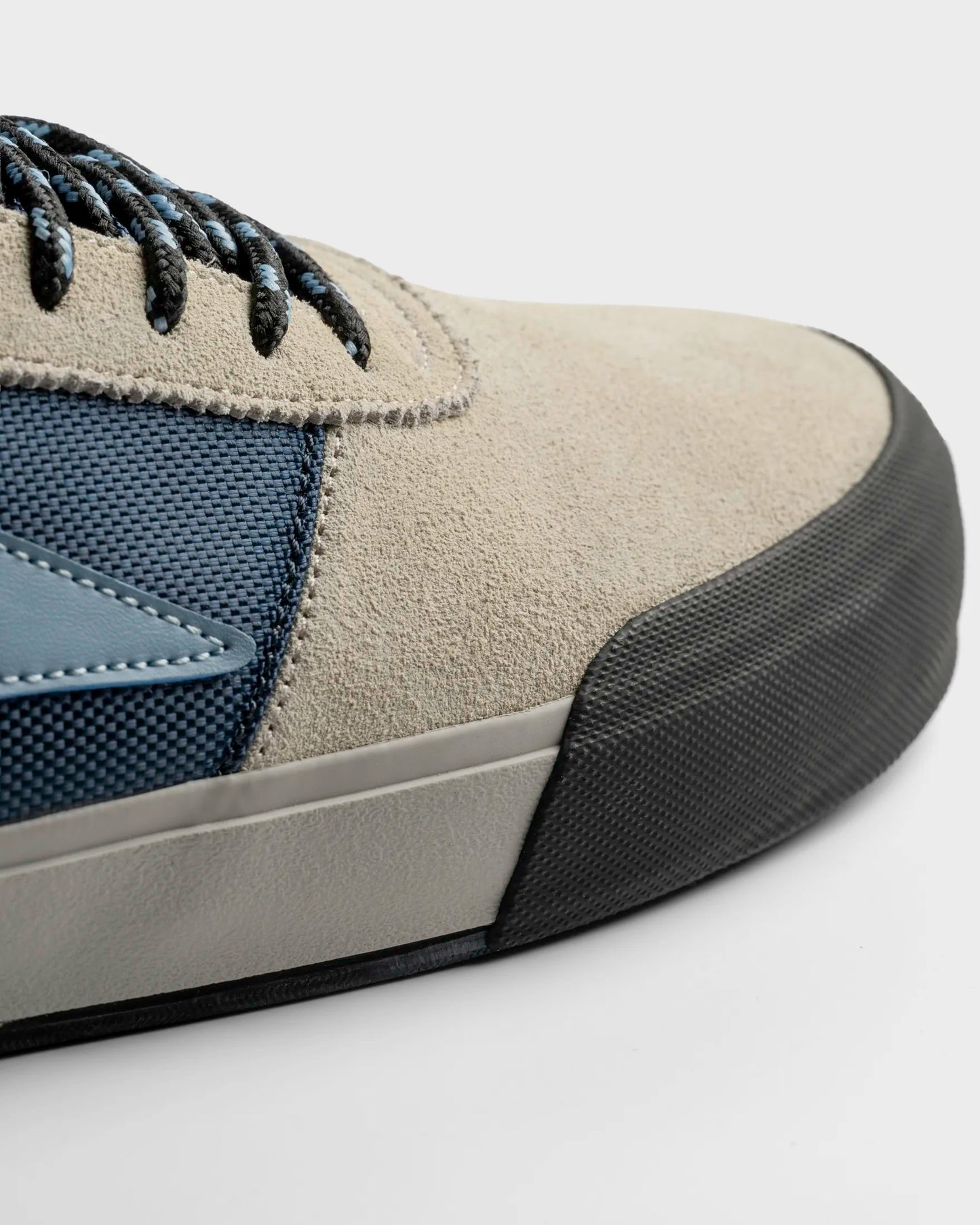 Manchester - Elite Almond Sky Hiker
