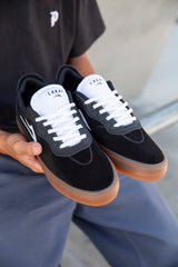 Essex - Black/Gum Suede