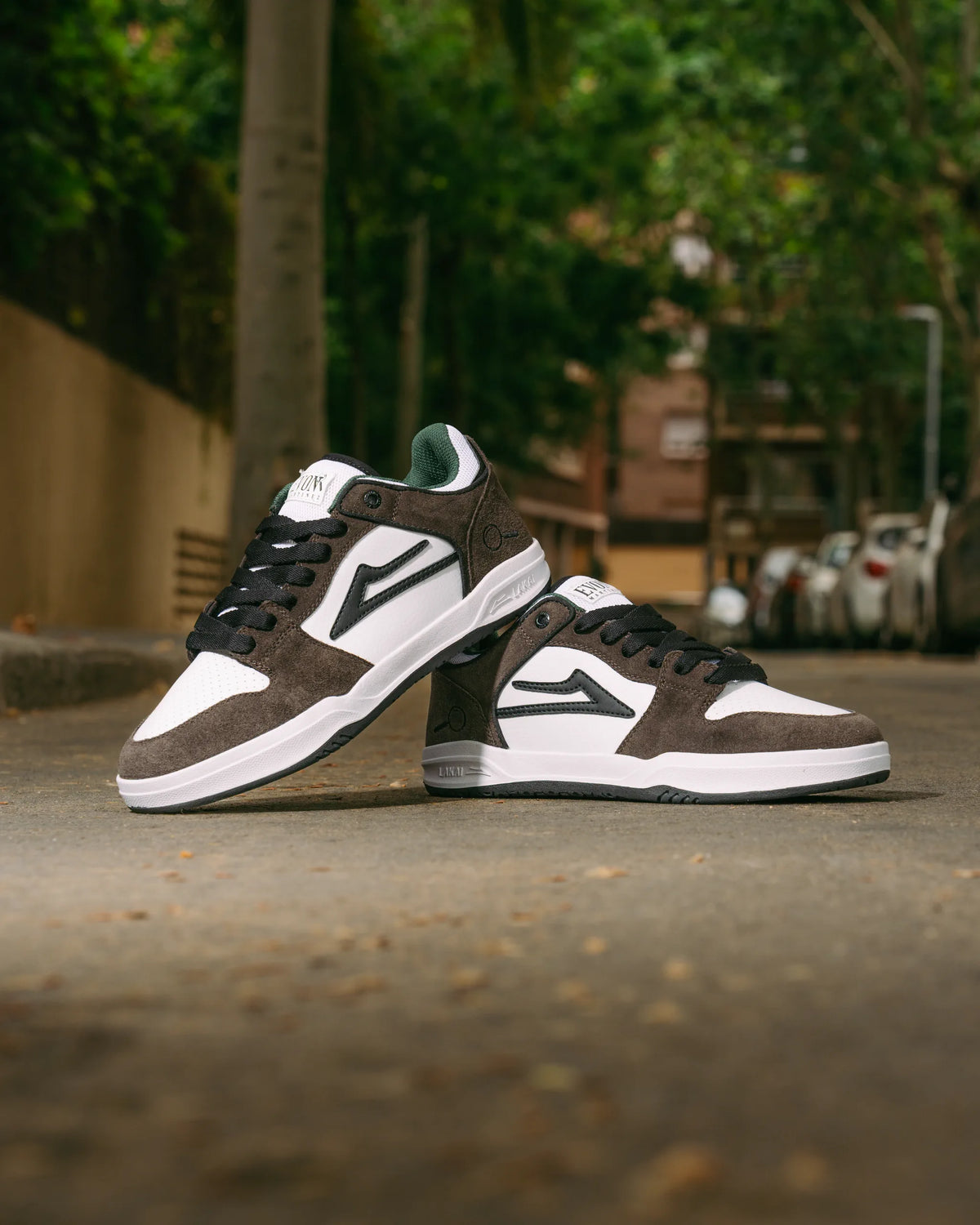 Telford Low - Evon Martinez – Lakai